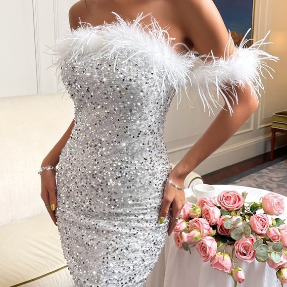 Silver Boho Womens Off Shoulder Fuzzy Trim Sequin Zip Back Bodycon Dress - Picture 5 of 5